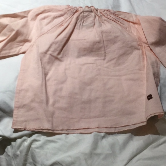 Tea 2T soft pink blouse NWT perfect - Picture 7 of 8